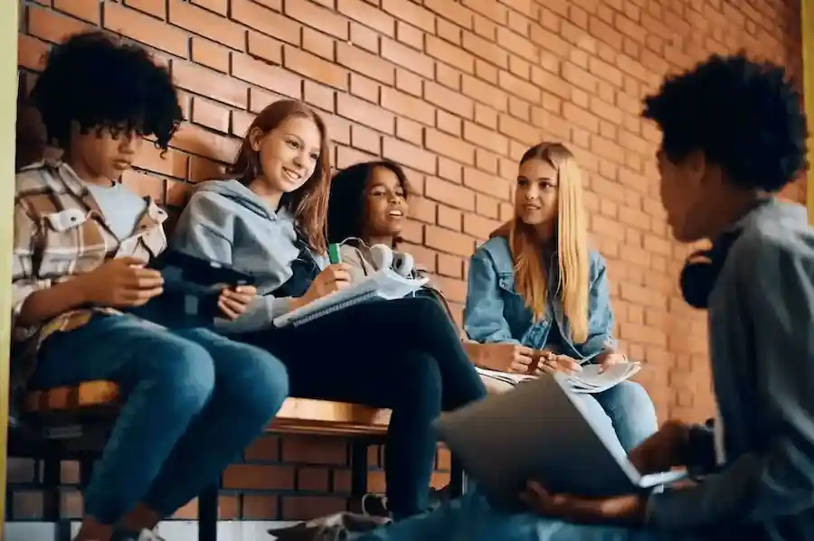 Cours de néerlandais et anglais pour jeunes - ABCzaam